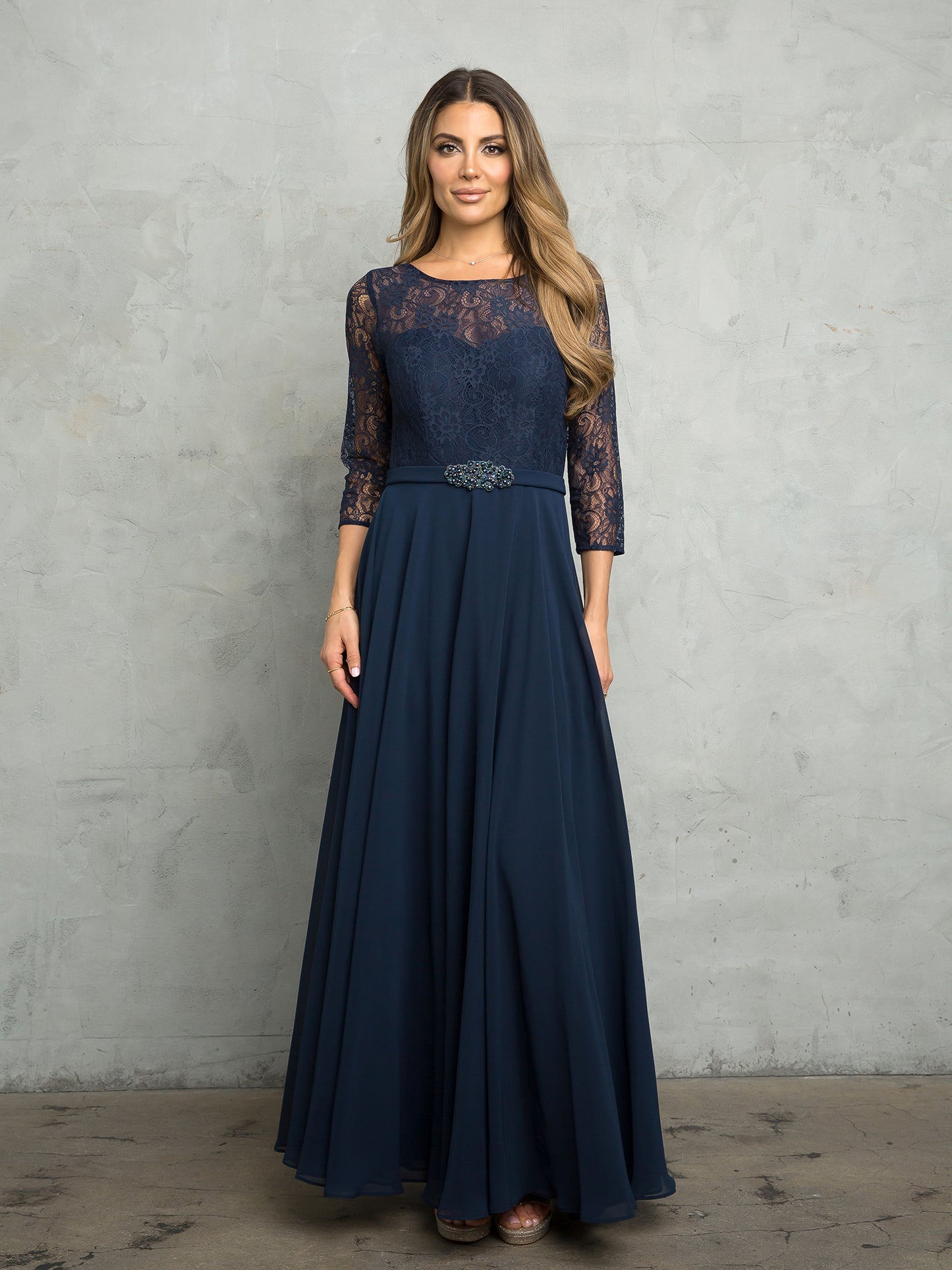 EA24-3227 Mama 3/4 Sleeve Lace And Chiffon Gown